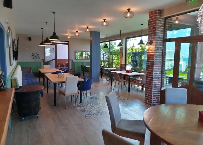 St. George ゲストハウス 2*